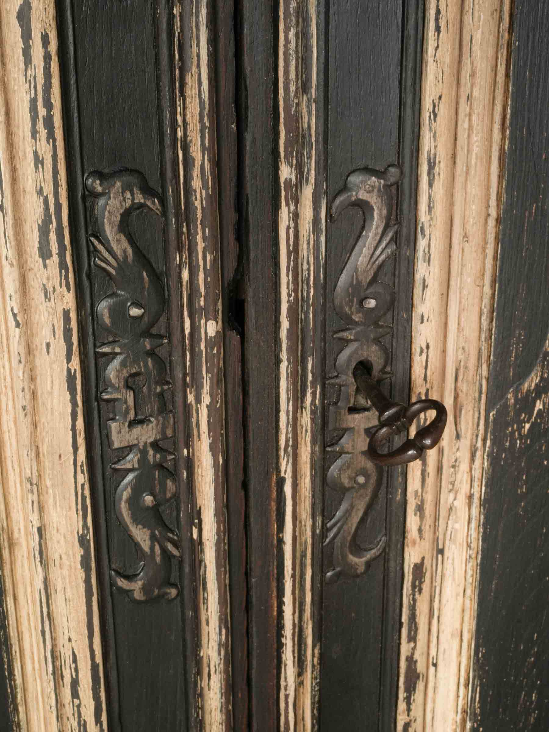 Classic oak cabinet with patina