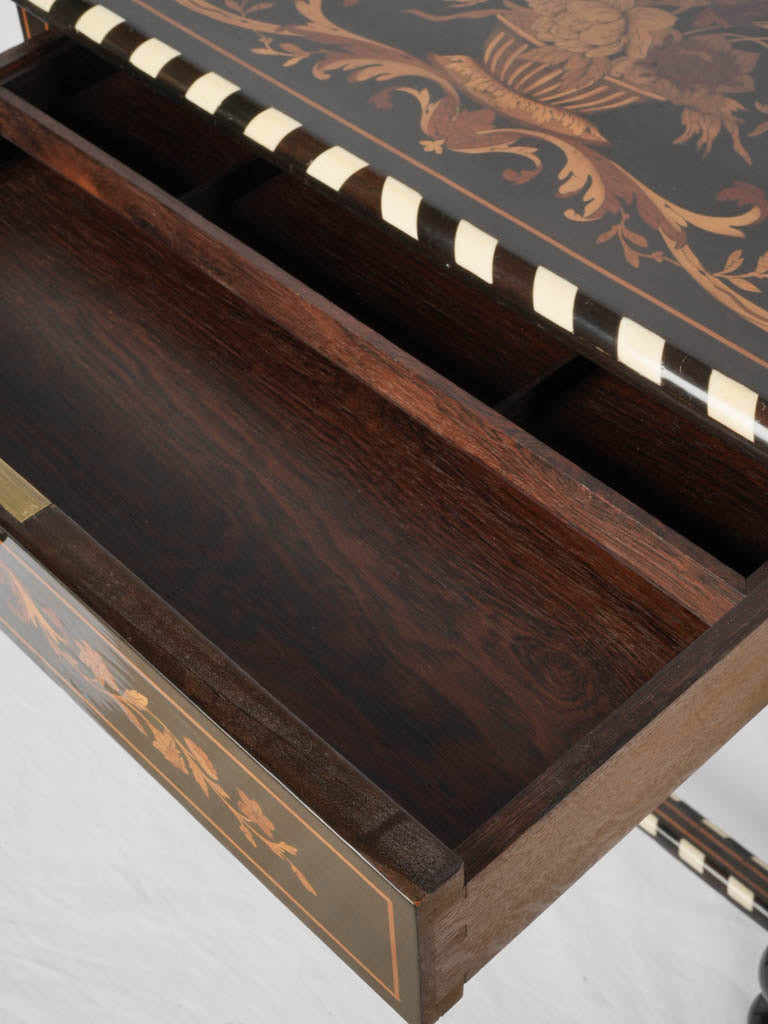 Compact French style coiffeuse