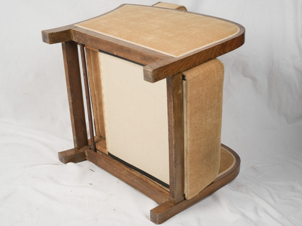 Vintage cozy retreat chairs