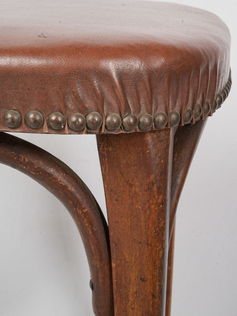 Delicately flared feet dining chairs