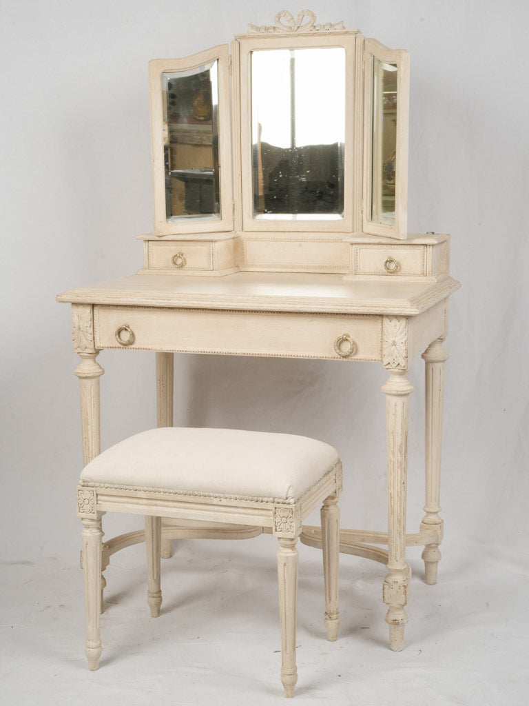 Early 20th-century elegant vanity