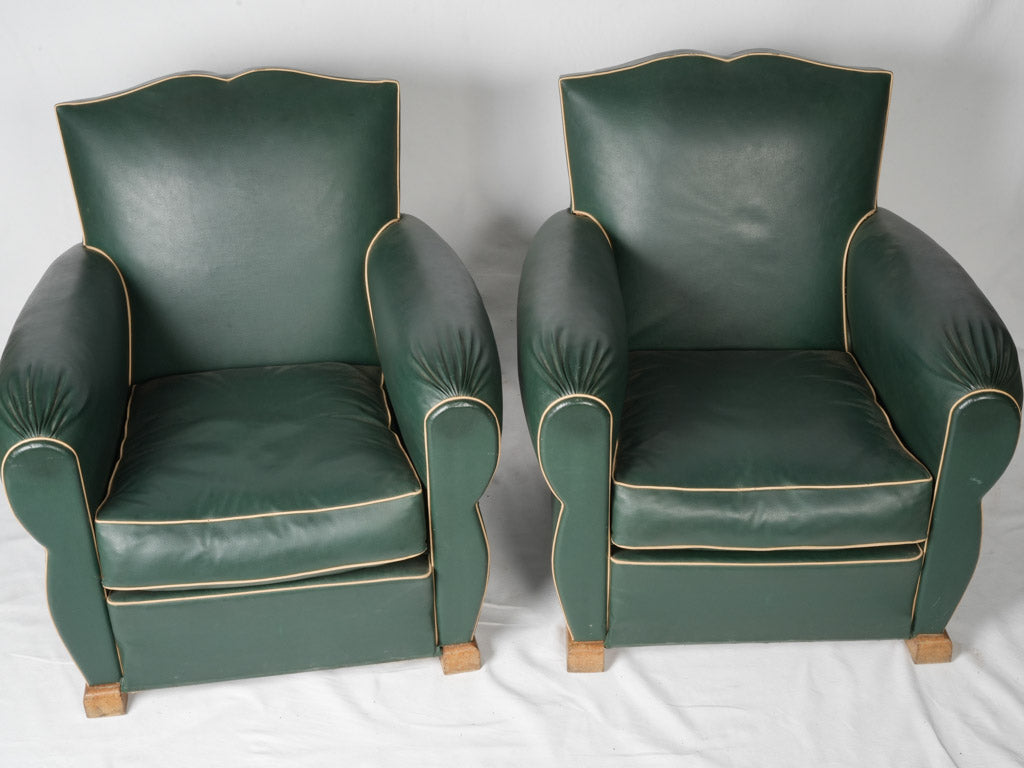 Stylish vintage green seating options