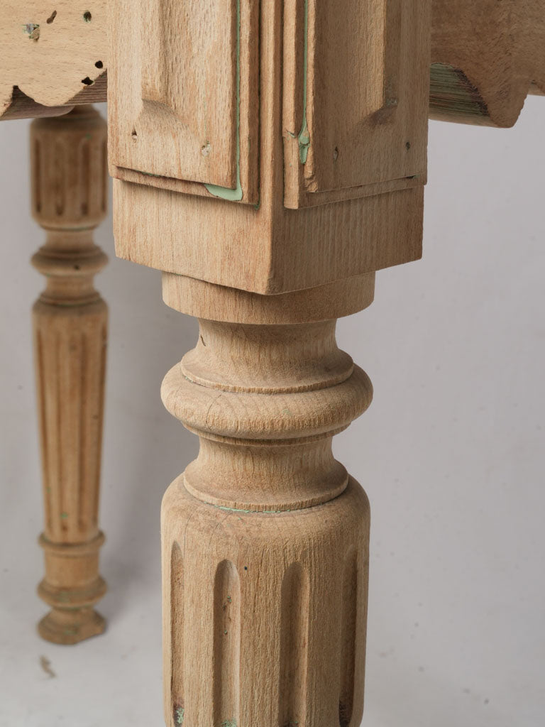 Charming lateral drawer side table