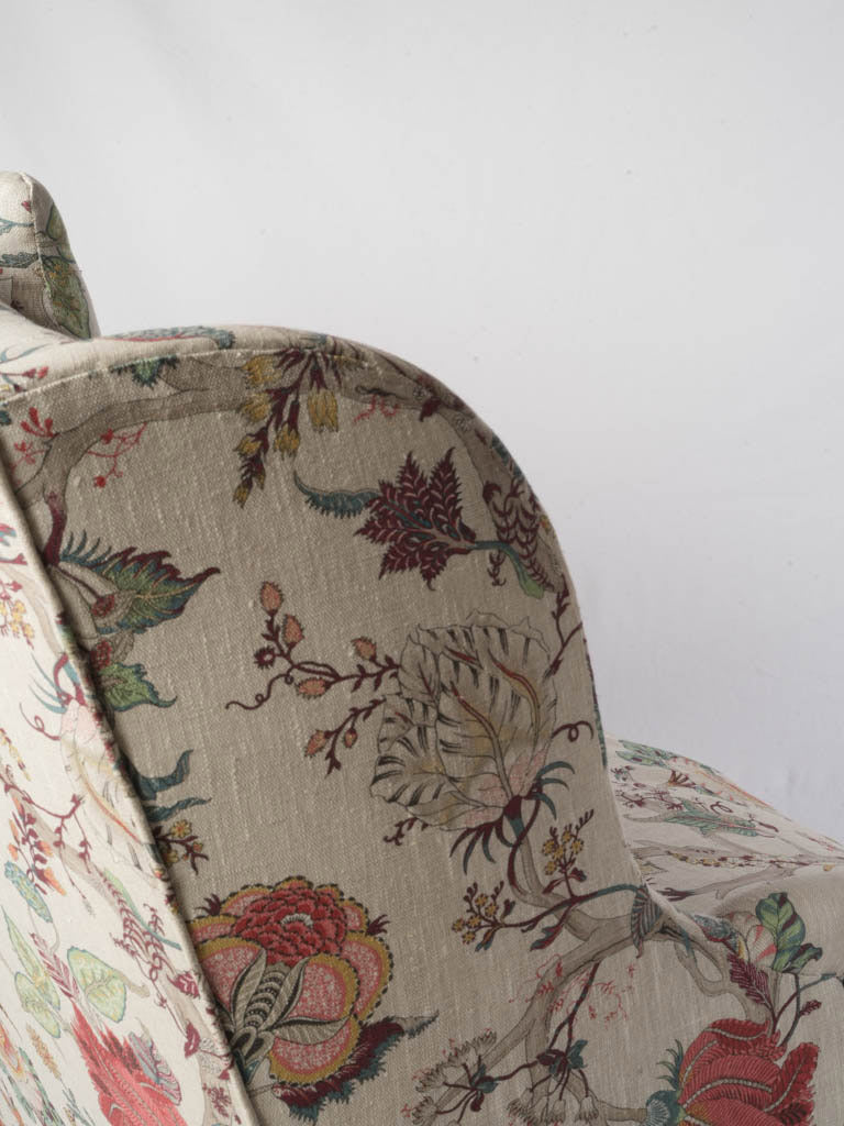 Exceptional 18th Century Walnut Marquise Armchair - Fully Reupholstered in a Beautiful Provençal Fabric - 40¼"
