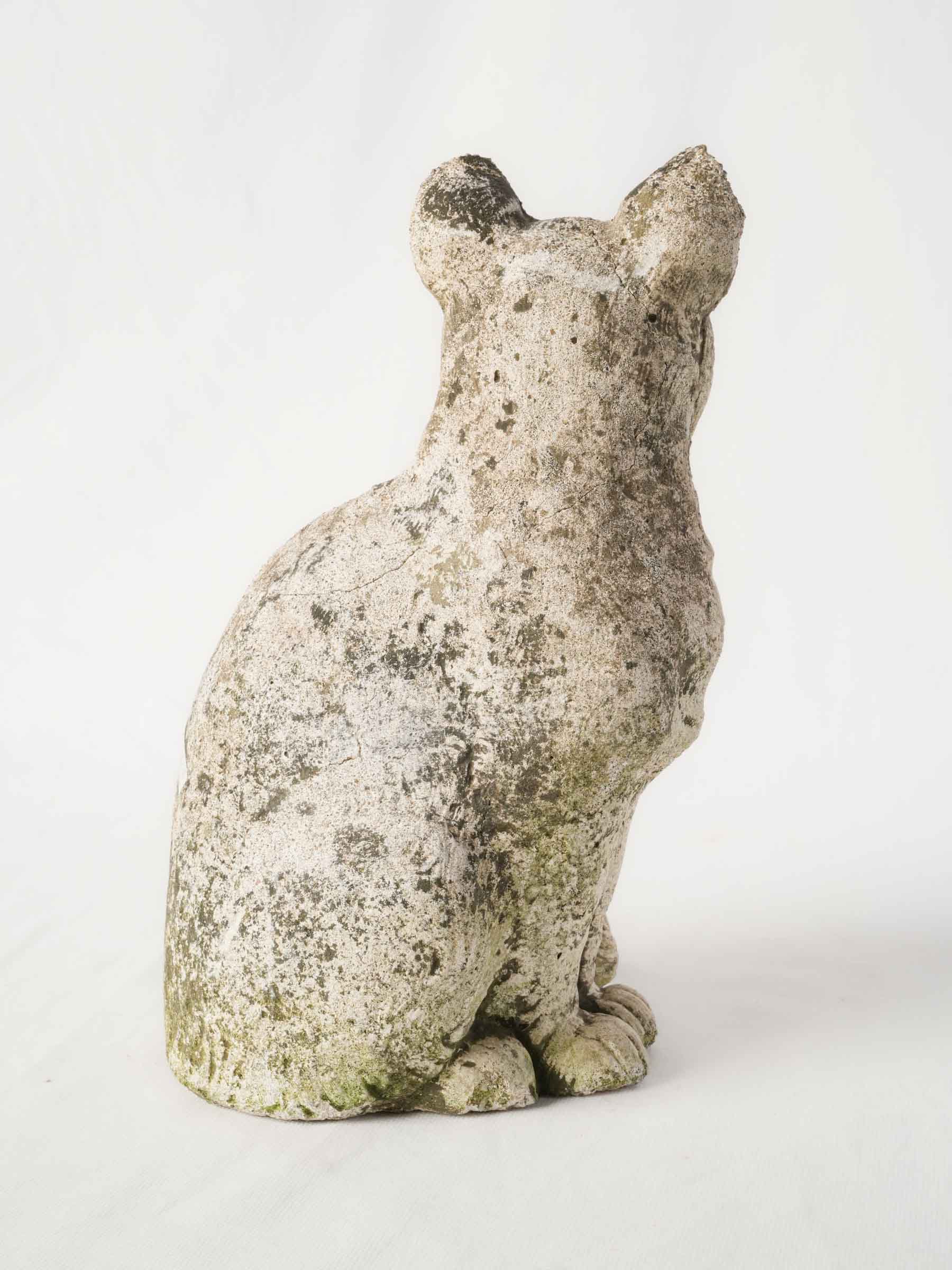 Classic feline outdoor ornament