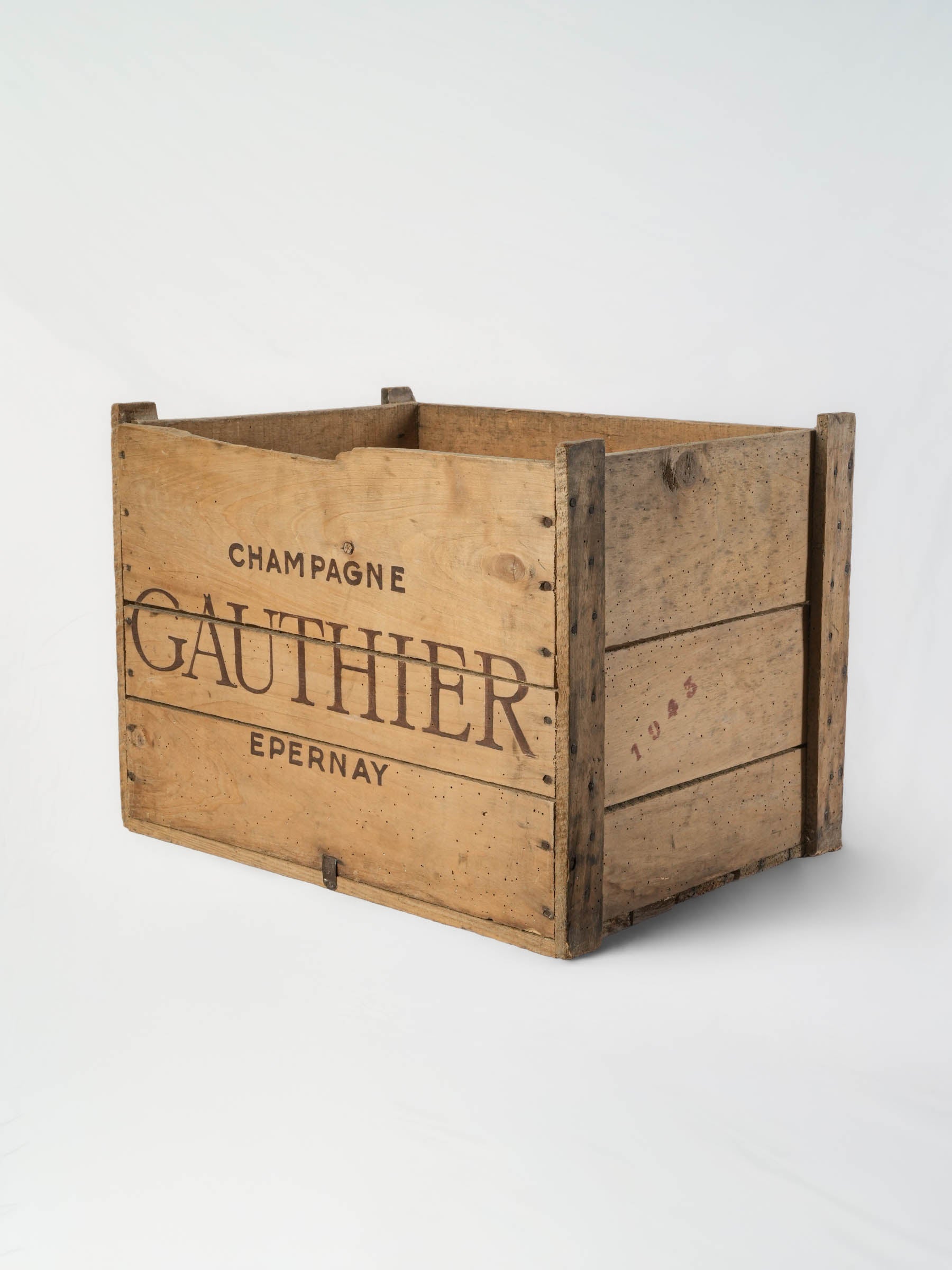 Mid 20th century French champagne shipping crate - Gauthier Épernay