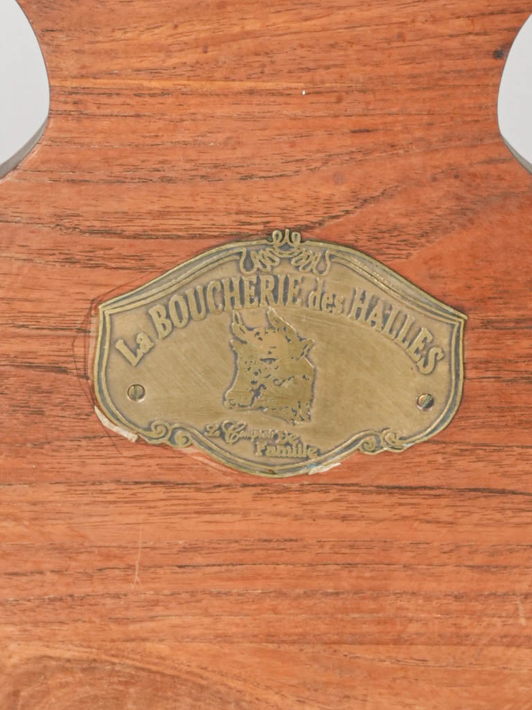 Hand-carved inlay showcase furniture