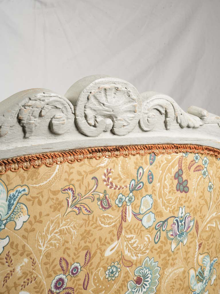 Sophisticated French upholstered daybed