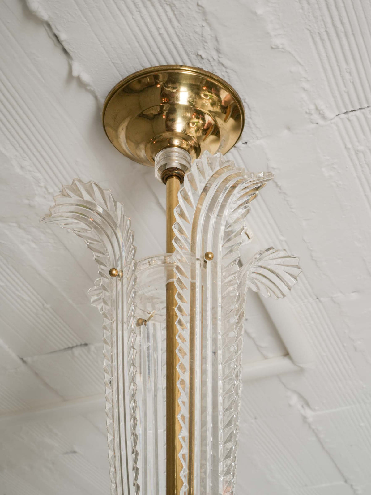 Poised 1960s–70s French Four-Light Plexiglass and Brass Chandelier - 20½" x 19¾"