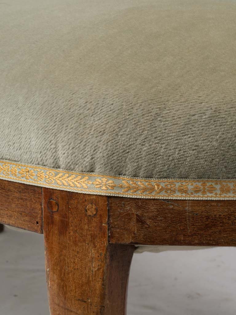 Sculptural swan-neck French banquette