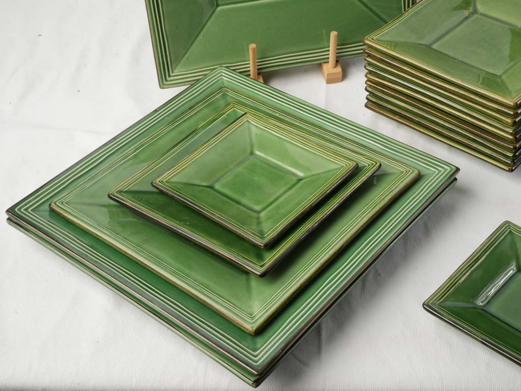 Elegant green stoneware dining plates
