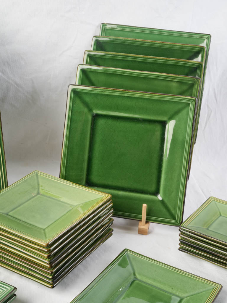 Architectural square table setting pieces