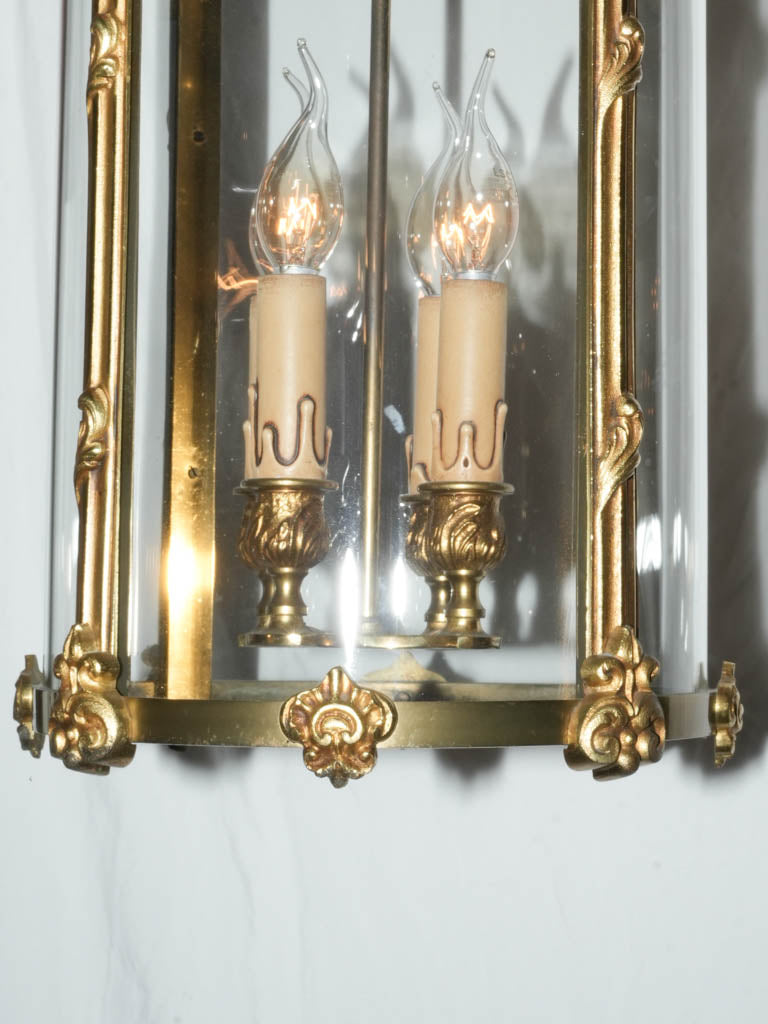 Sophisticated French bronze lantern decor