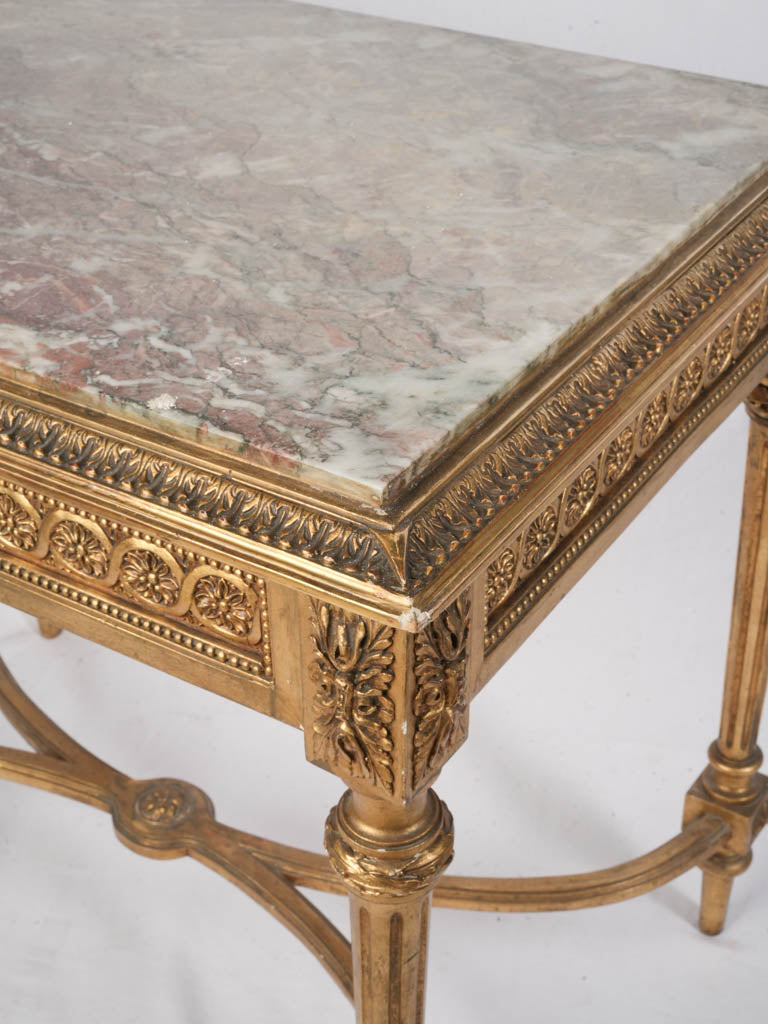 Distinctive decorative classical table