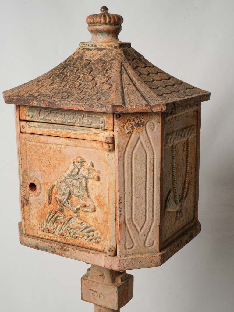 Distinctive pedestal mounted letterbox