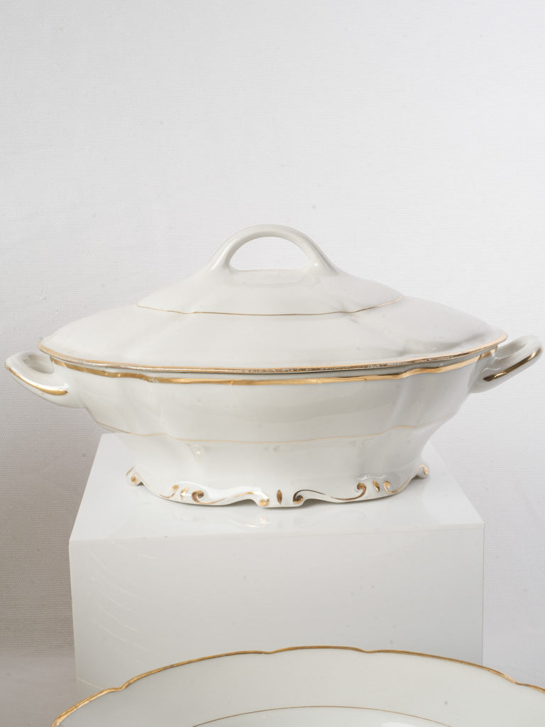 1930s–1950s Art Deco Limoges Porcelain Dinner Service - 21 Pieces