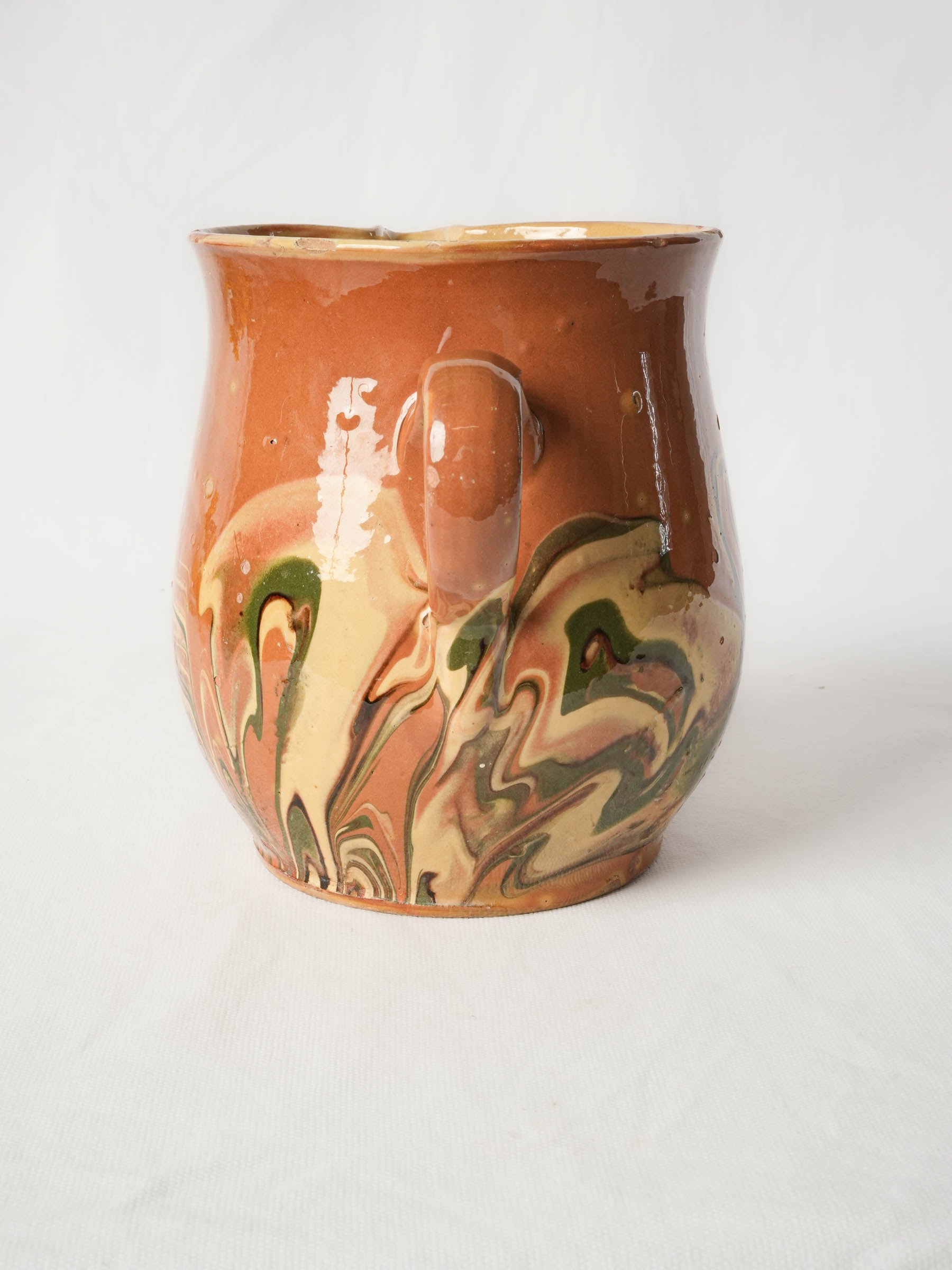 Baluster-form earthenware vessel