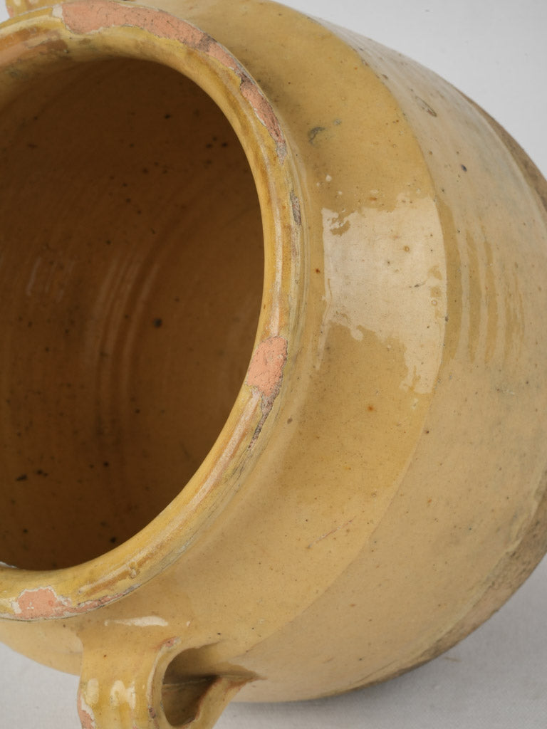 Historical glazed terracotta kitchenware