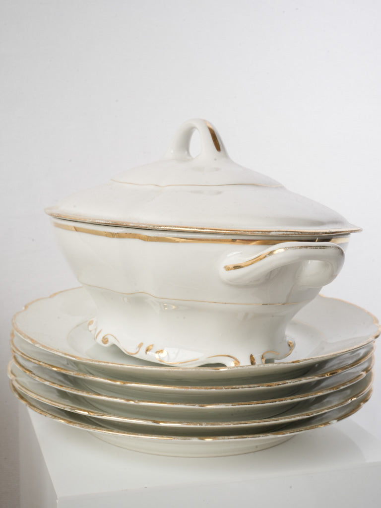 1930s–1950s Art Deco Limoges Porcelain Dinner Service - 21 Pieces