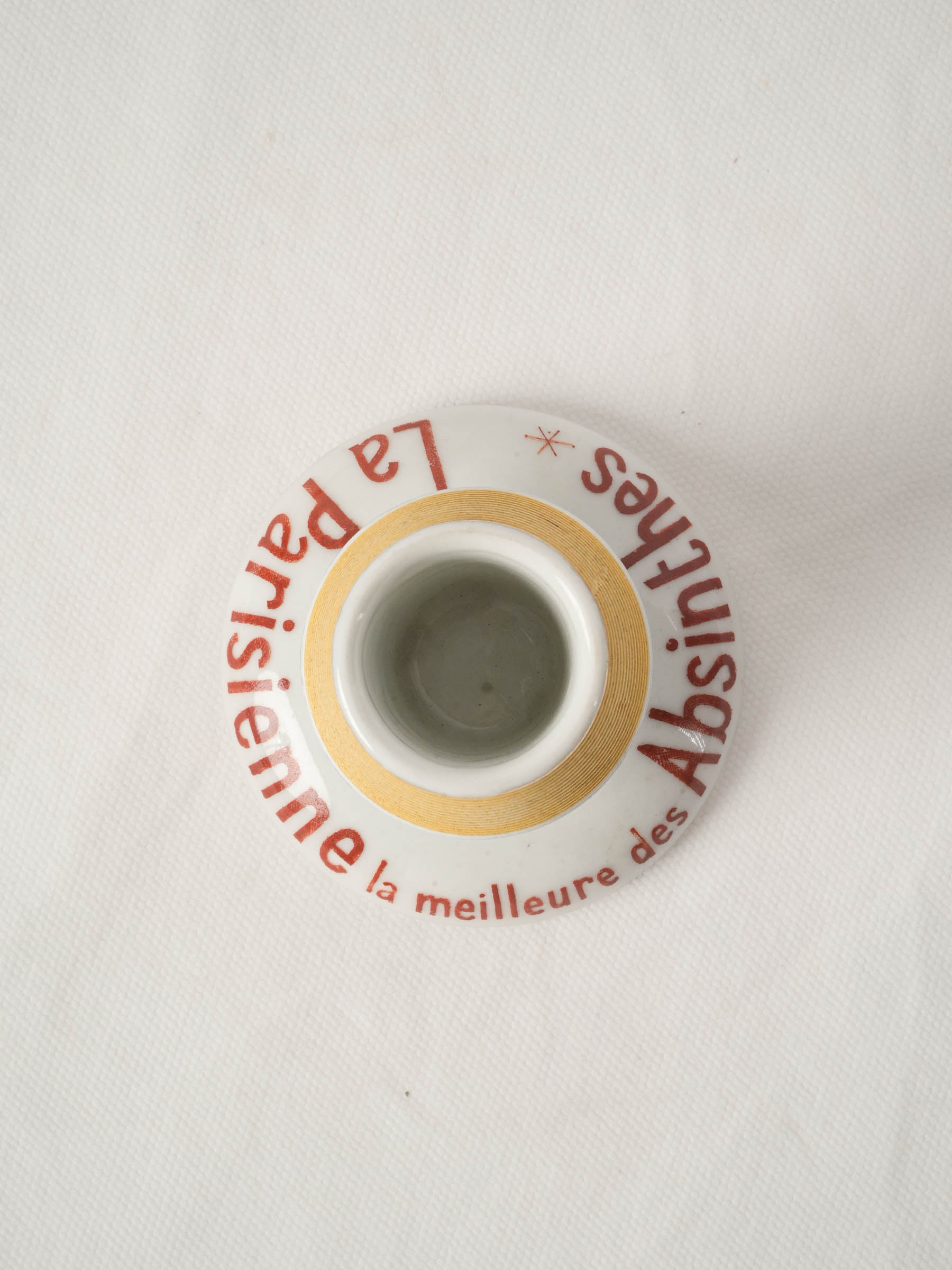Elegant sculptural match striker