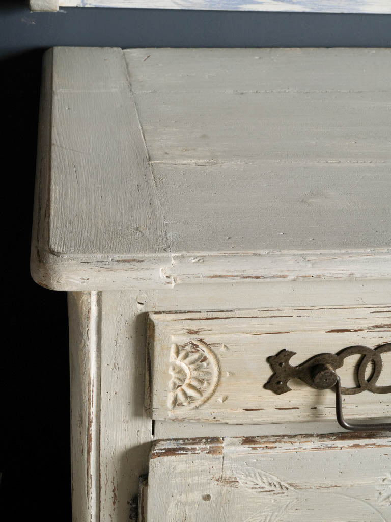 Decorative floral-carved storage buffet  