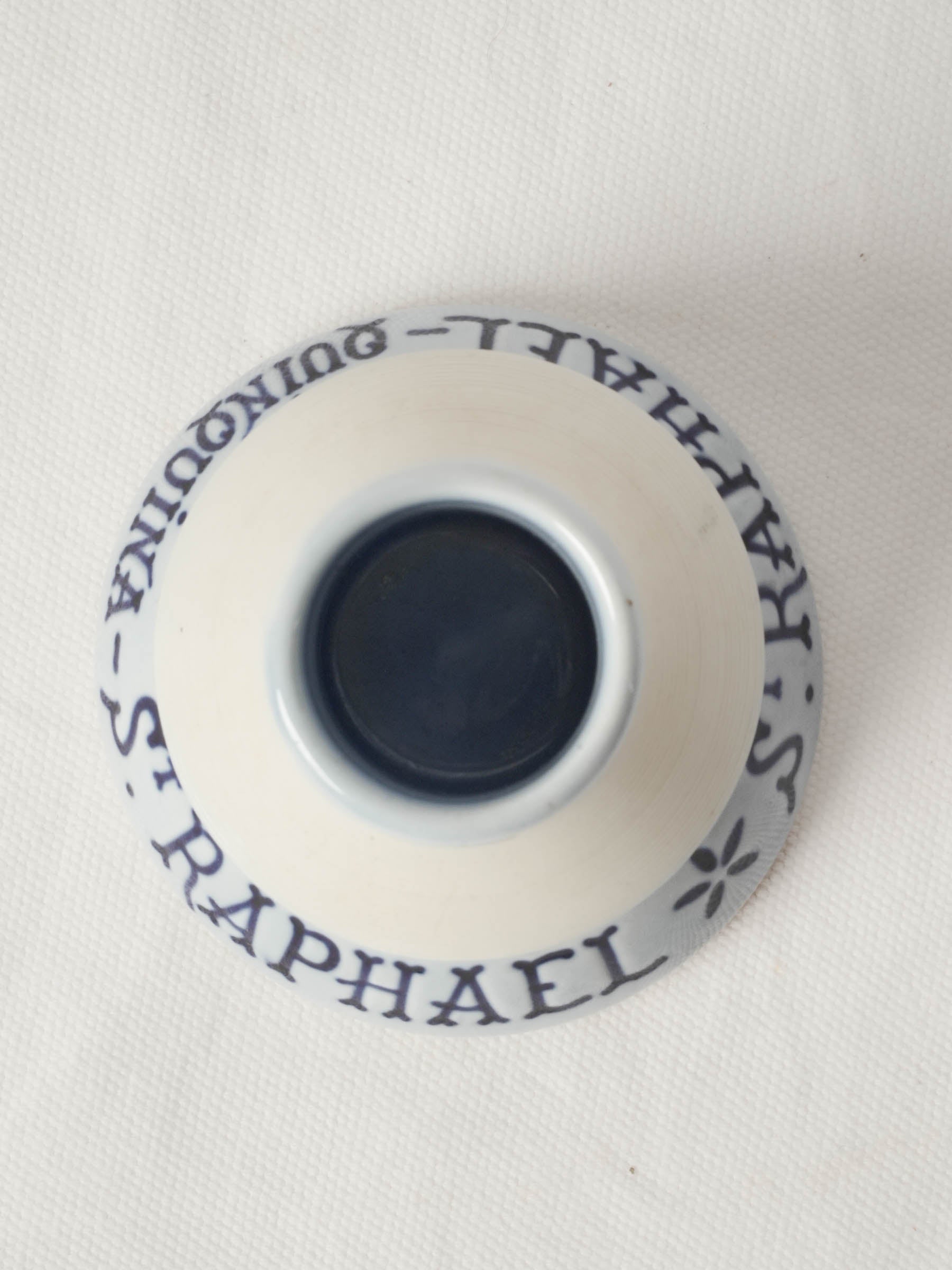 Early 20th century French St Raphaël Quinquina advertising match striker