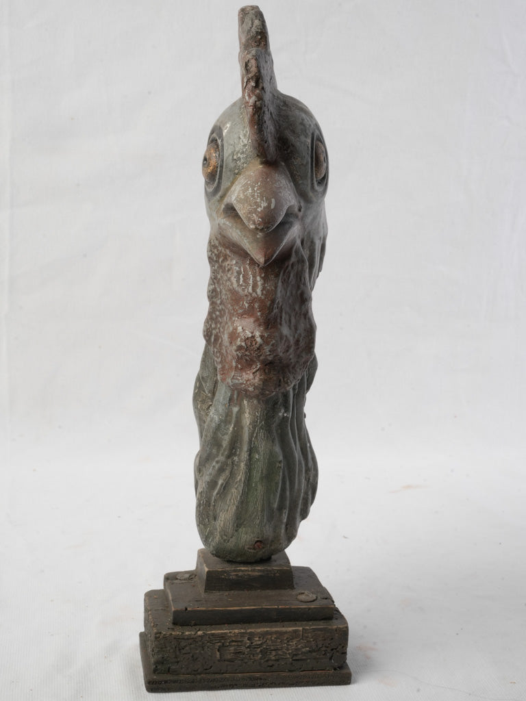 Timeless vintage rooster head art