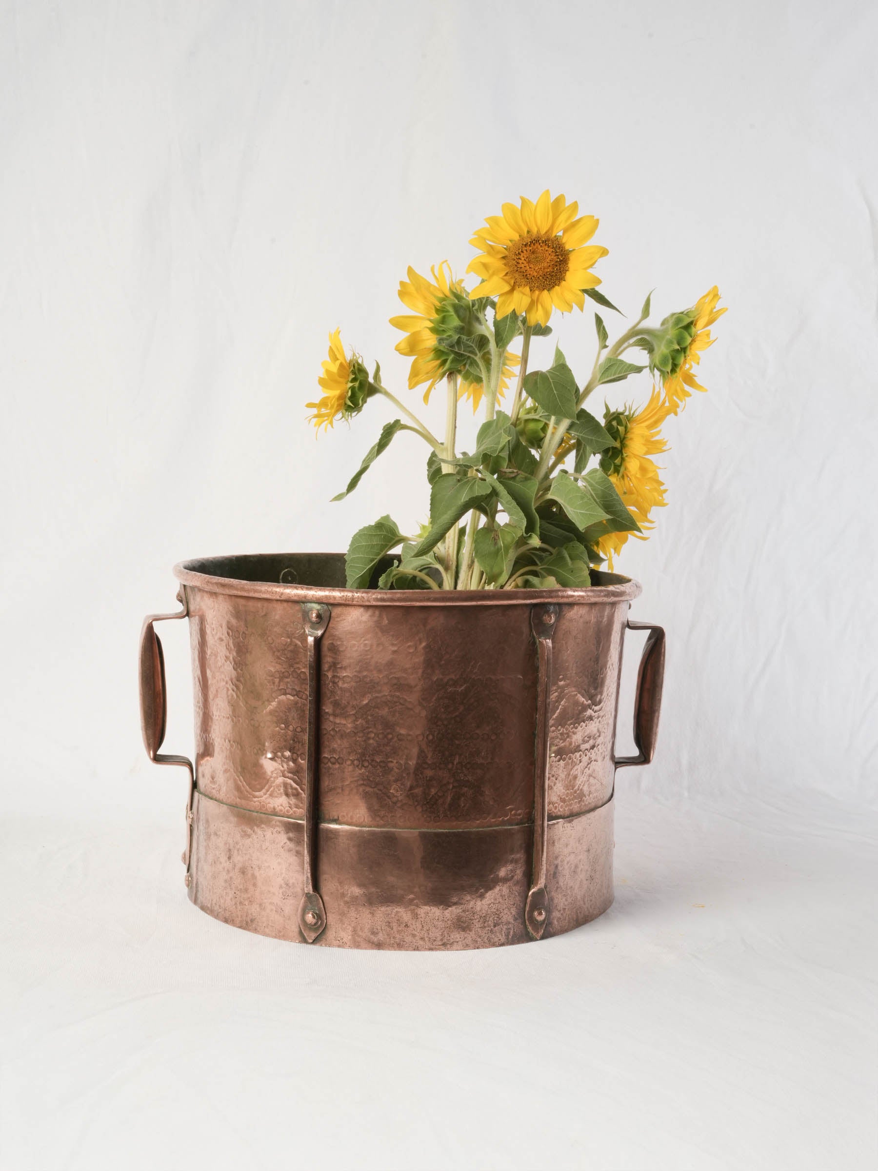 Late 19th century French copper ferrat measure - 10¼"