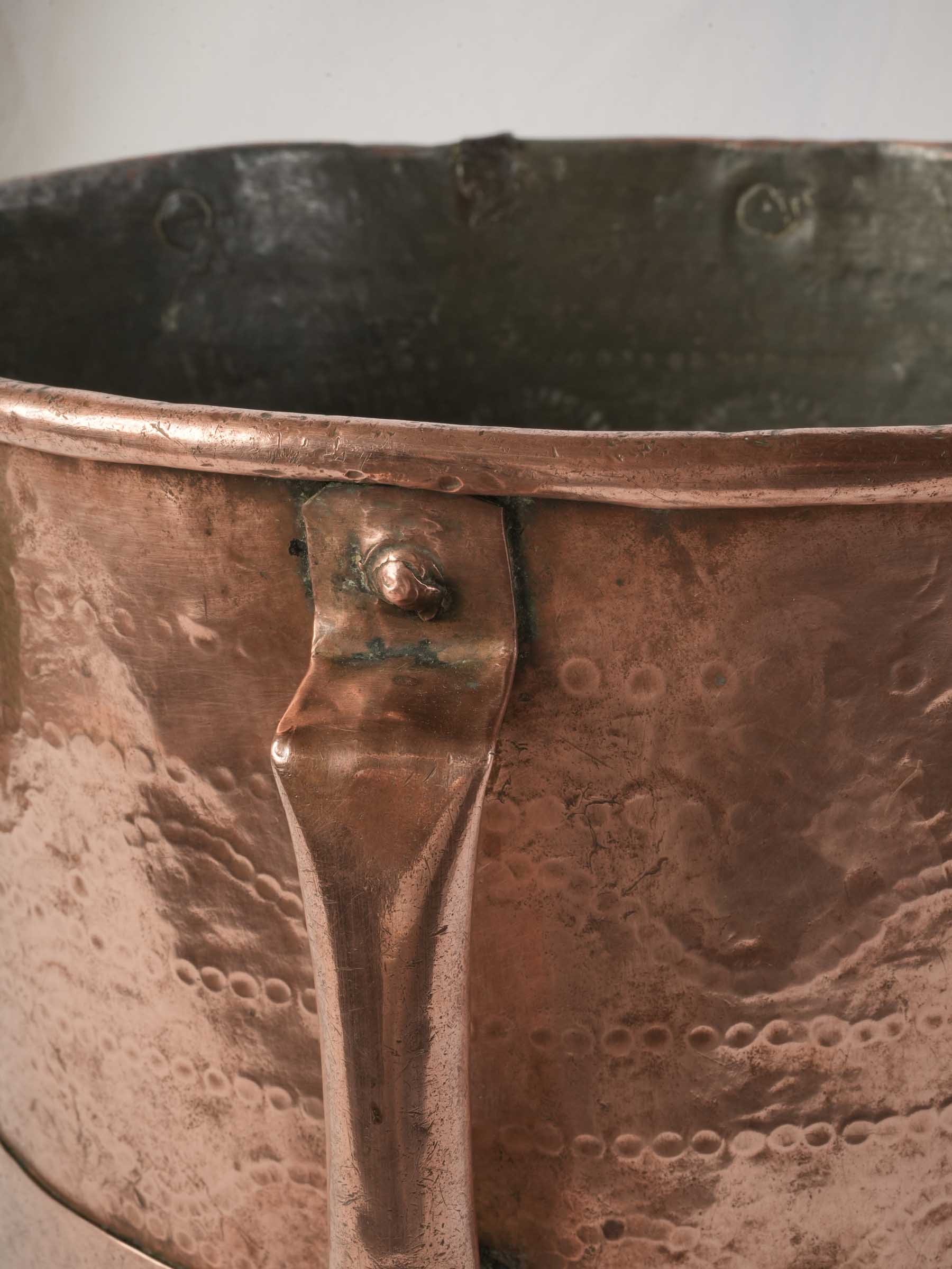 Late 19th century French copper ferrat measure - 10¼"