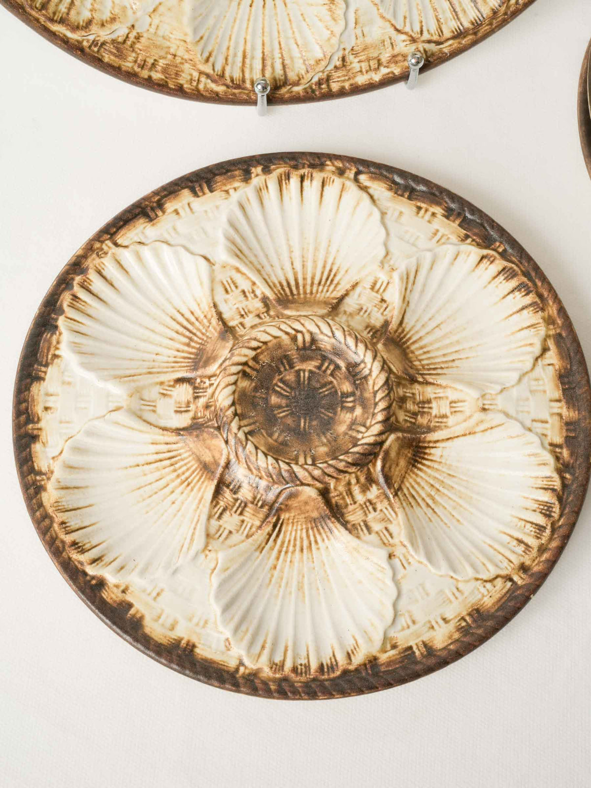 1960s French Majolica Oyster Service by Longchamp, 7 Pieces