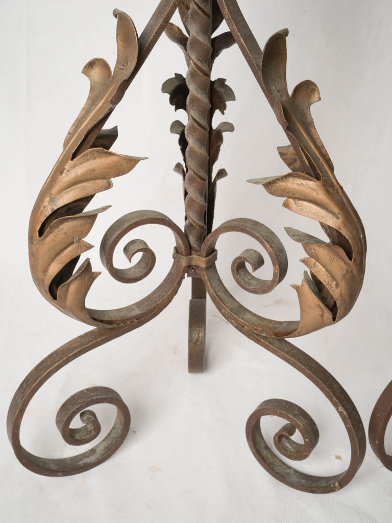 Gilded finish elegant table stands