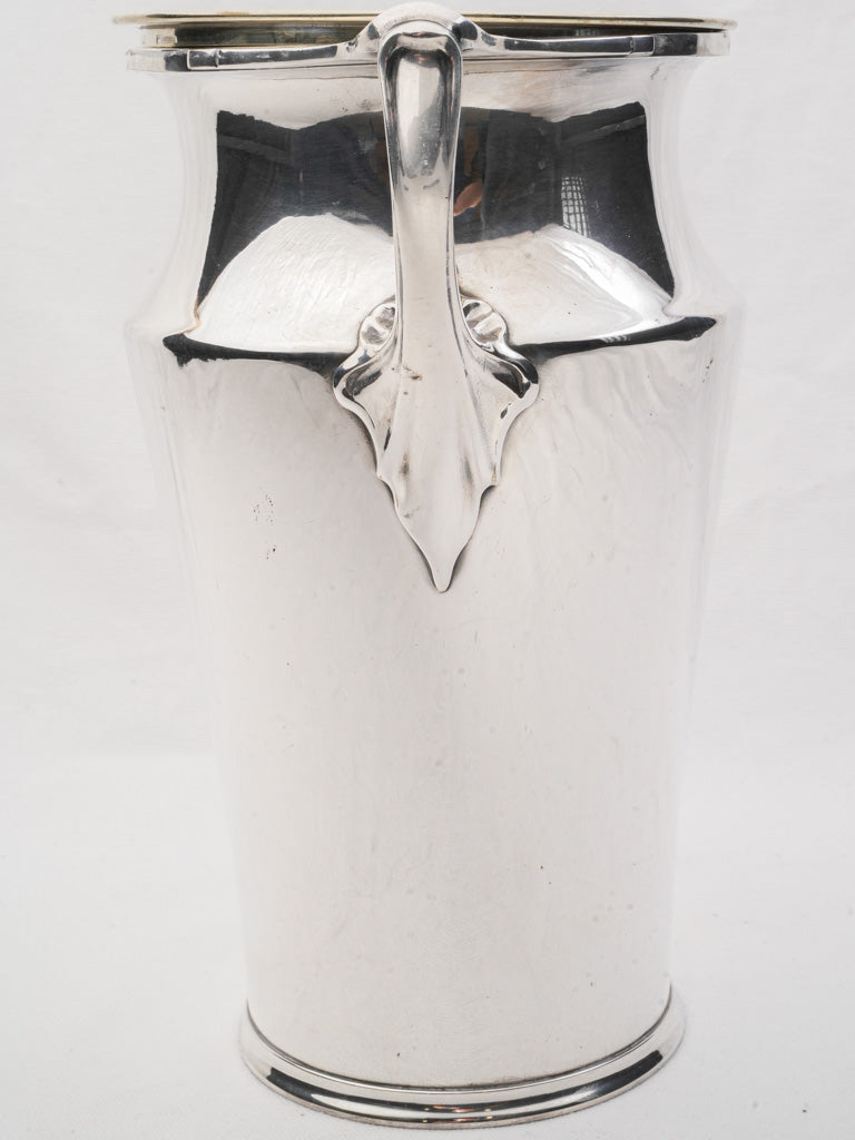 Luxurious polished silver ornamental piece