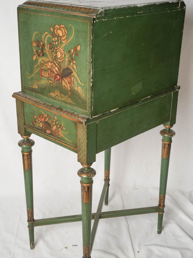 Refined lines writing desk