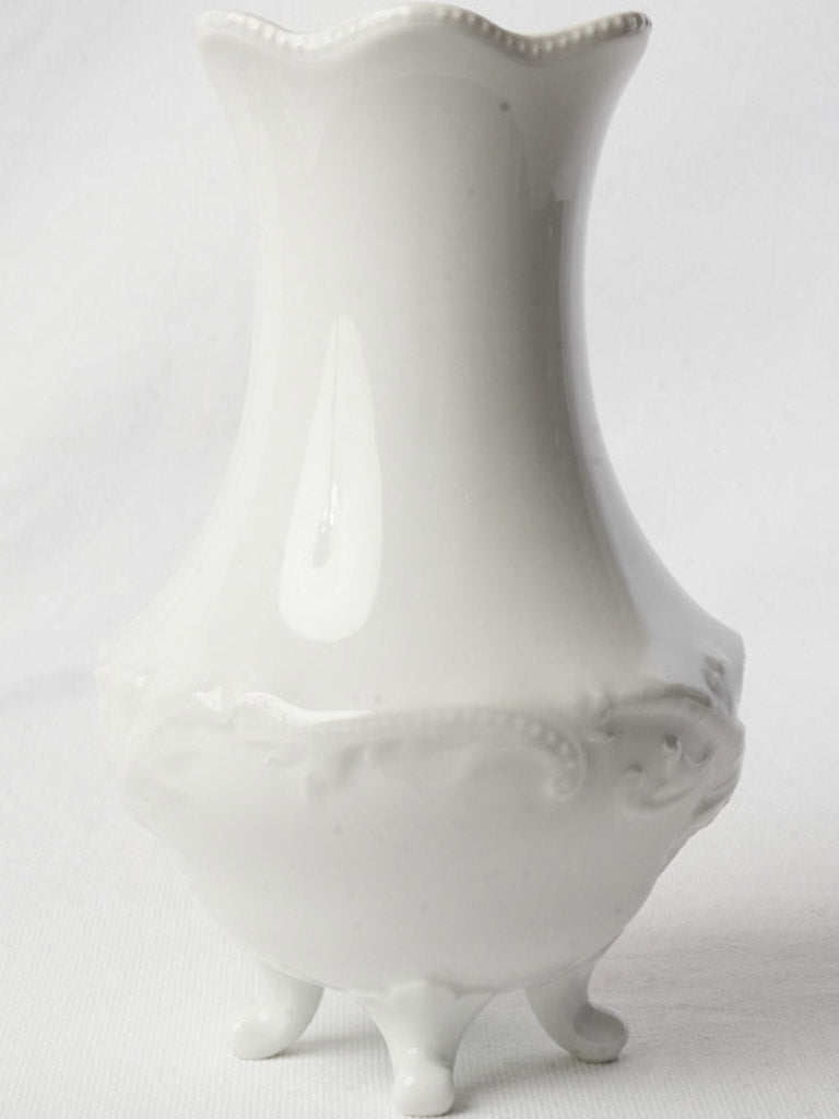 Scalloped rim porcelain vase