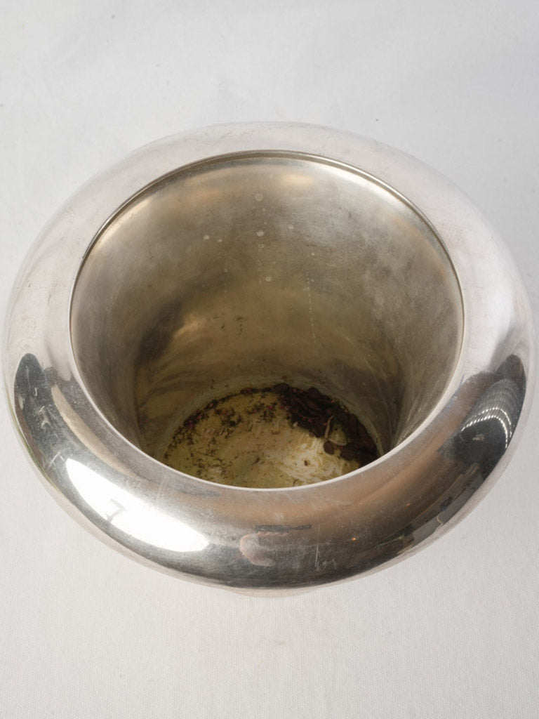 Hand-finished Modern Design Object