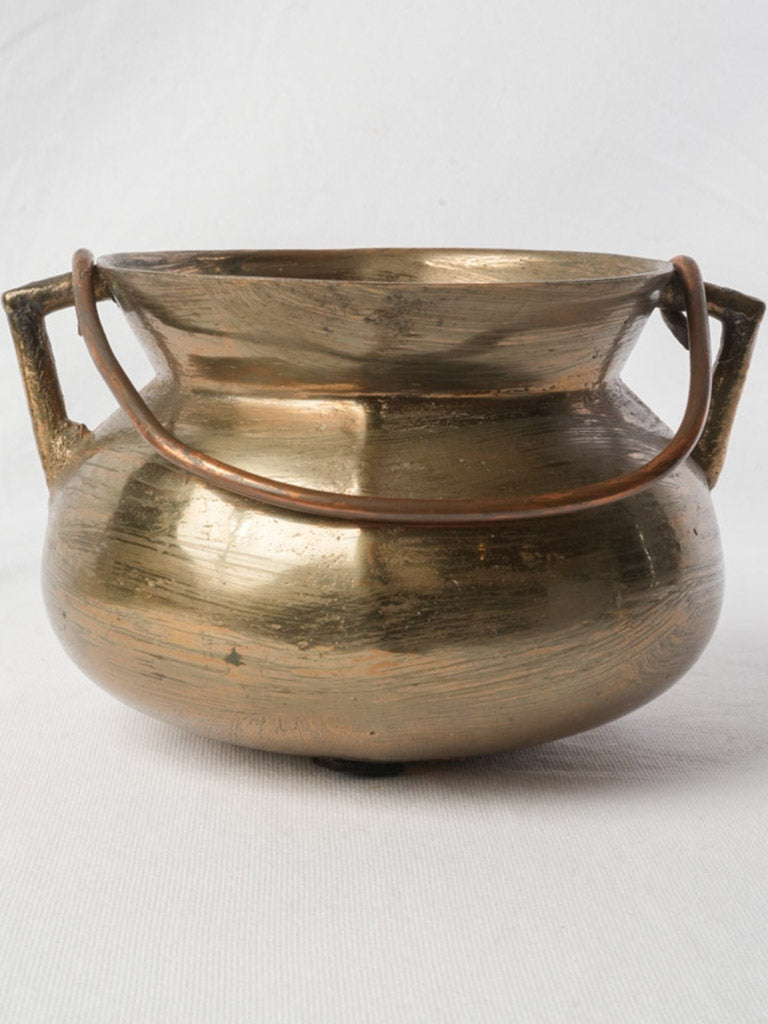 Copper-alloy handle bronze cauldron