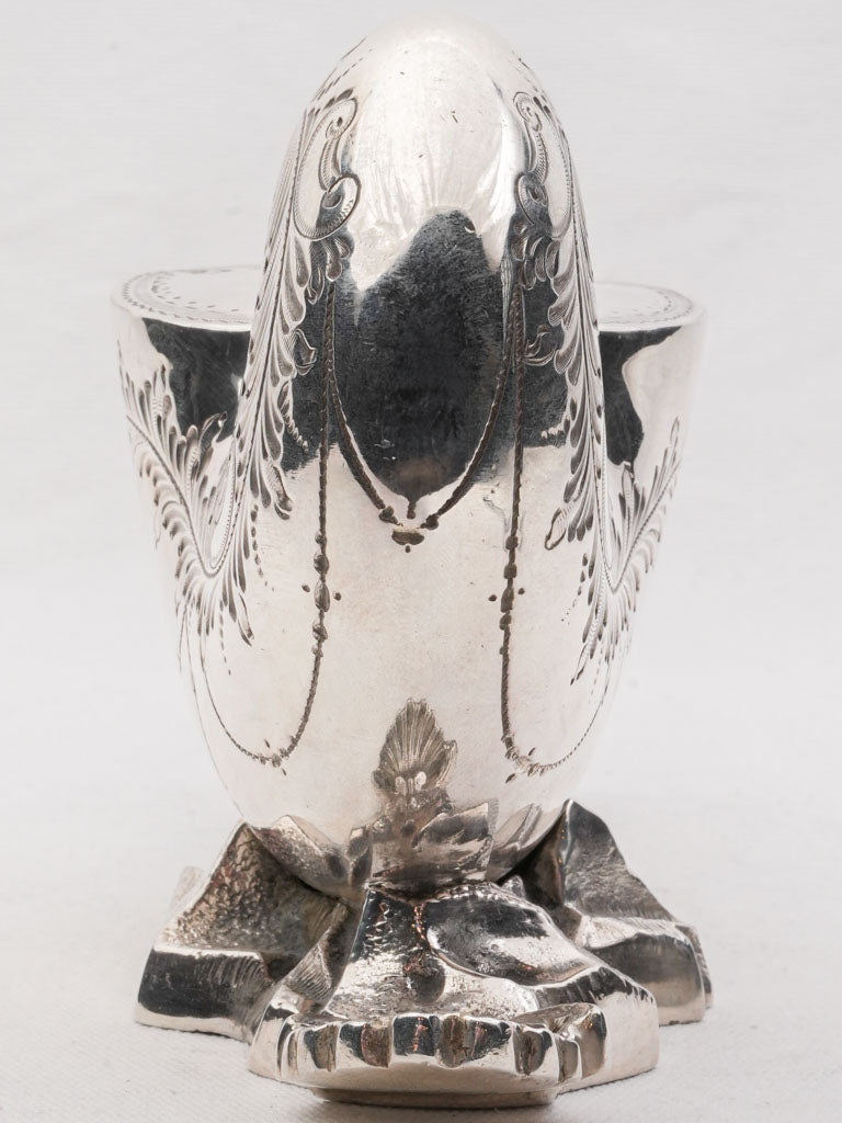 Distinctive maritime curiosity spoon warmer
