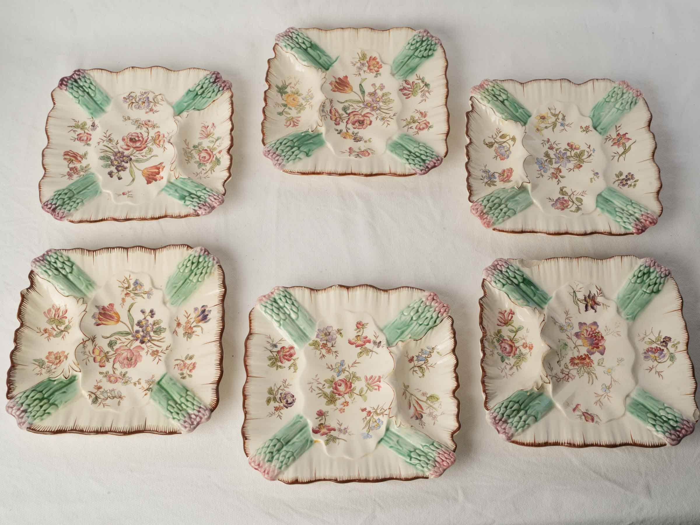Set of Six Longchamp Terre de Fer Asparagus Serving Plates, Circa 1900 - 9¾"