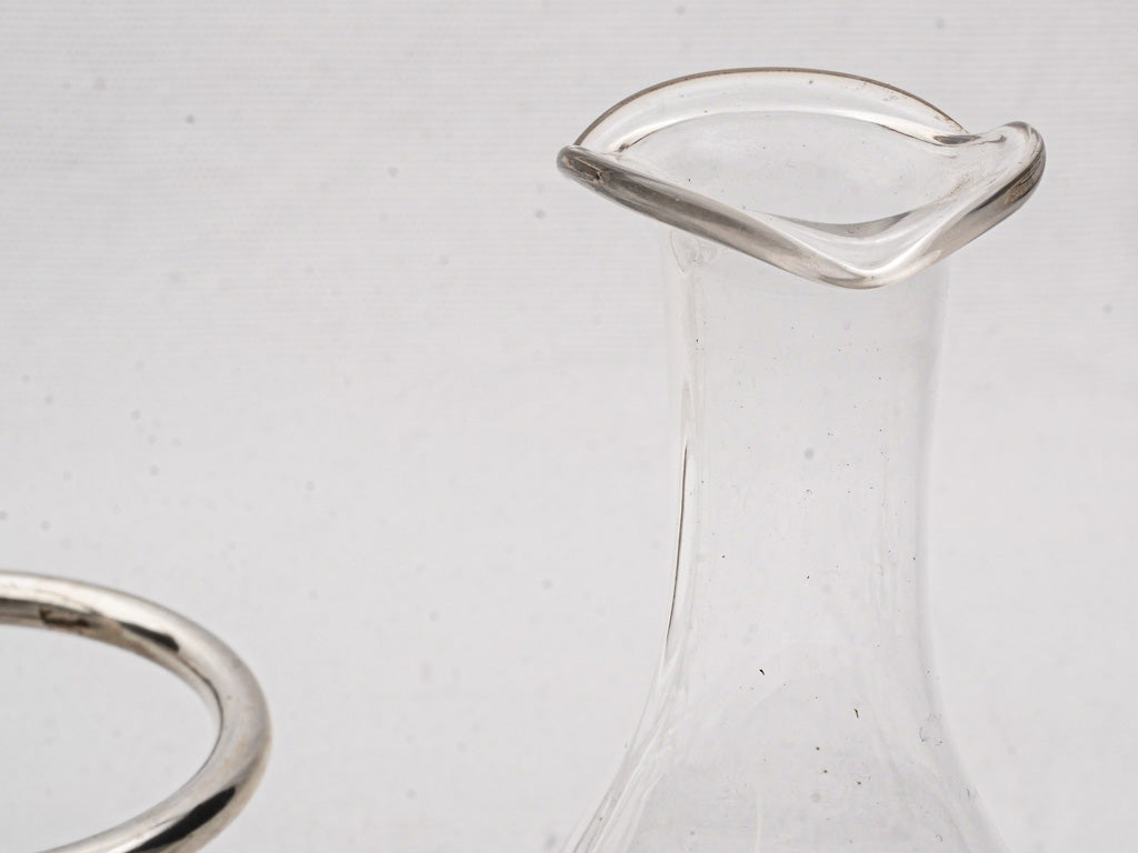 Chic early 20th-century serveware  