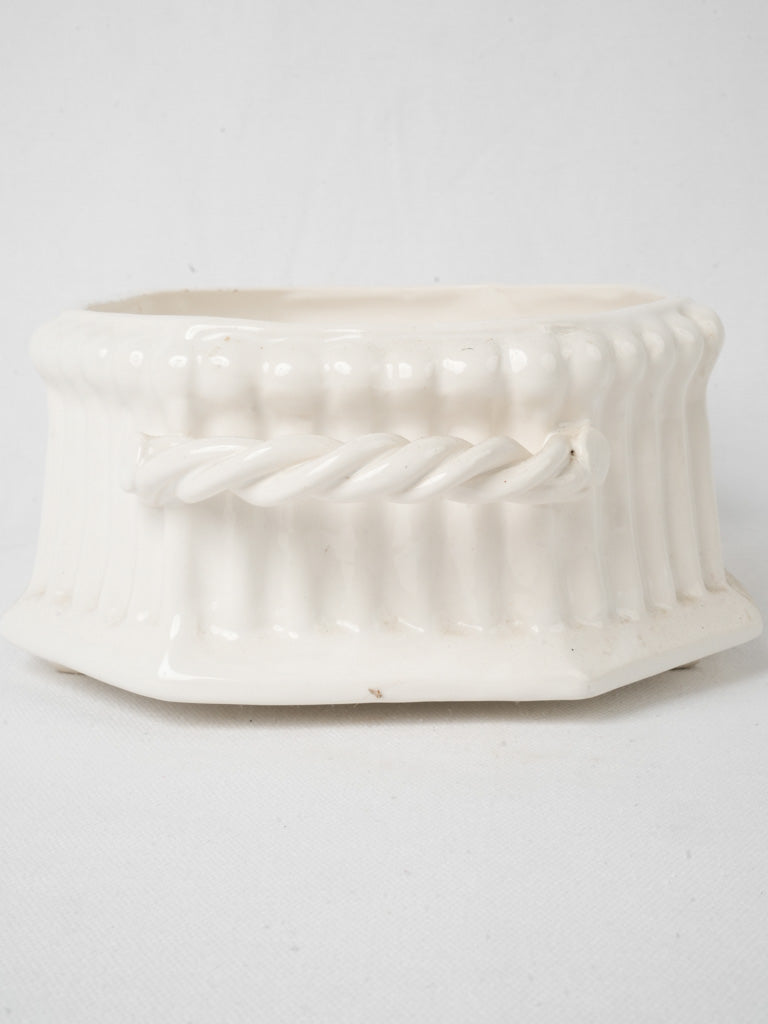 Sophisticated sculptural towel holder