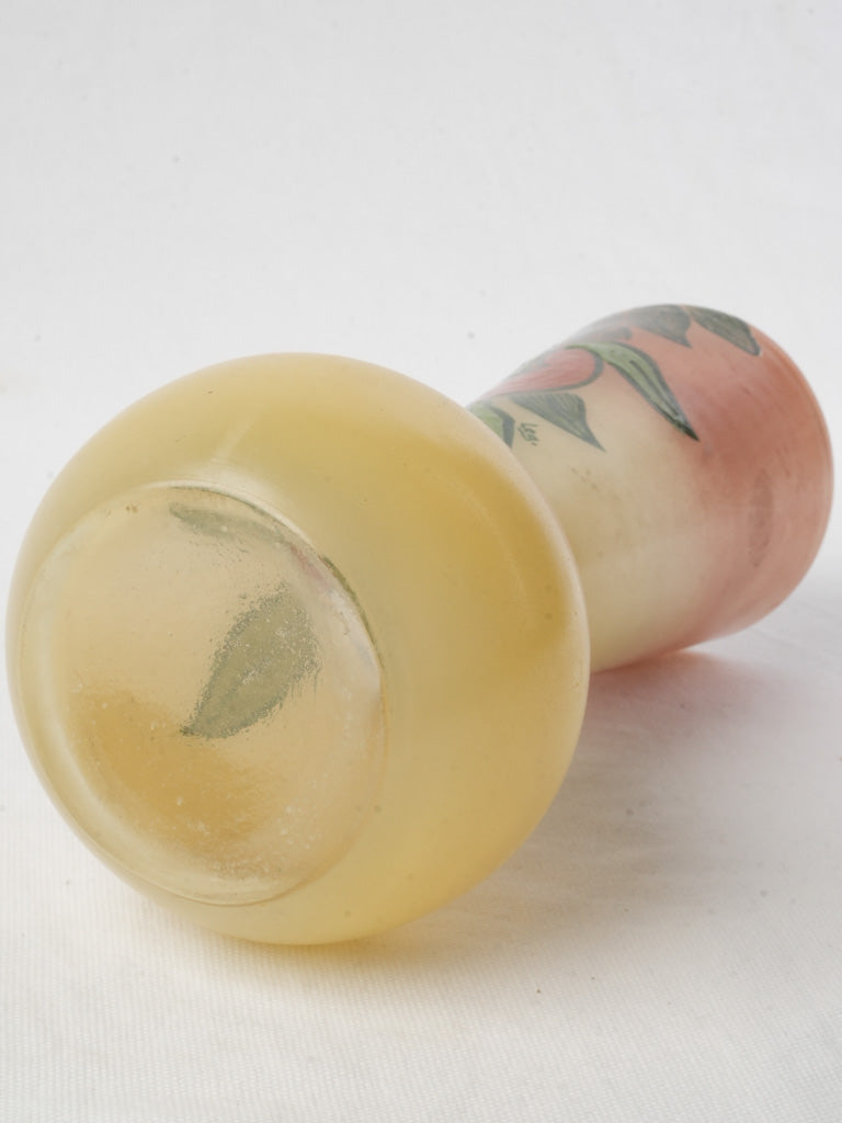 Graphic effect floral vase