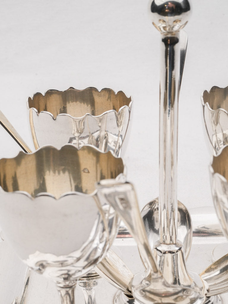 Timeless polished silver tray set