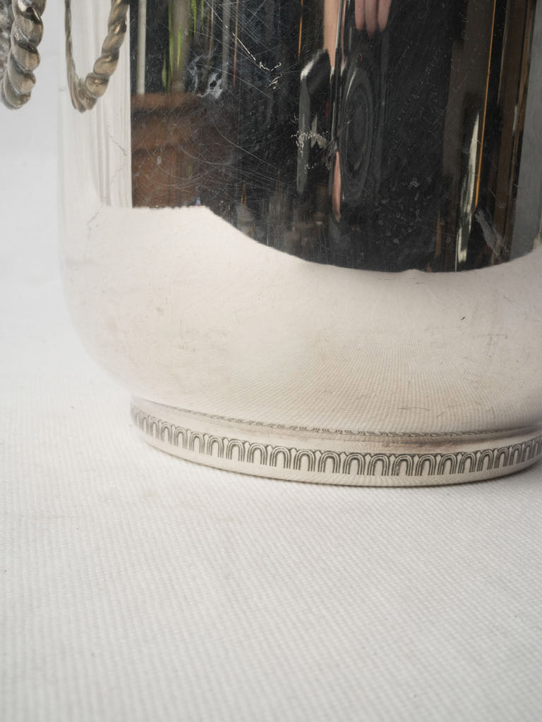 Luminous antique silver cooler