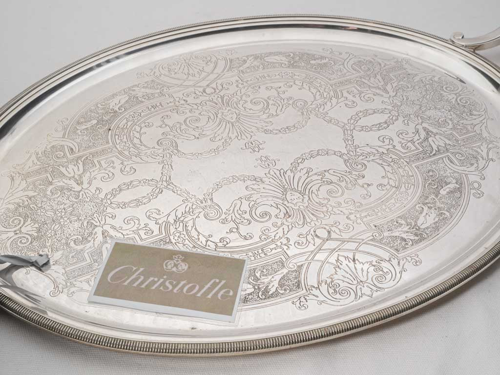 Classic architectural scroll server  