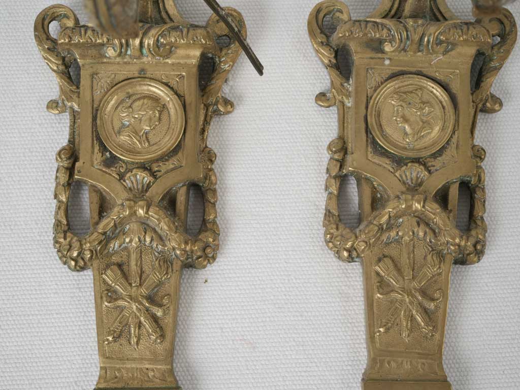 Charming nineteenth-century bronze wall sconce