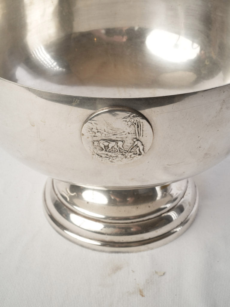 Footed stepped pedestal base cooler