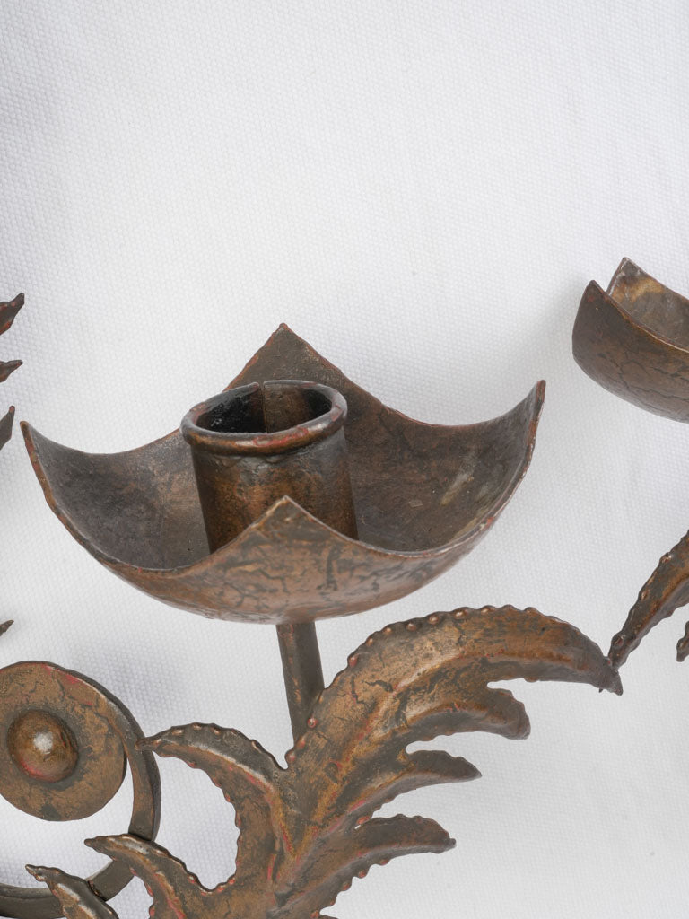 Expressive sculptural wall decor