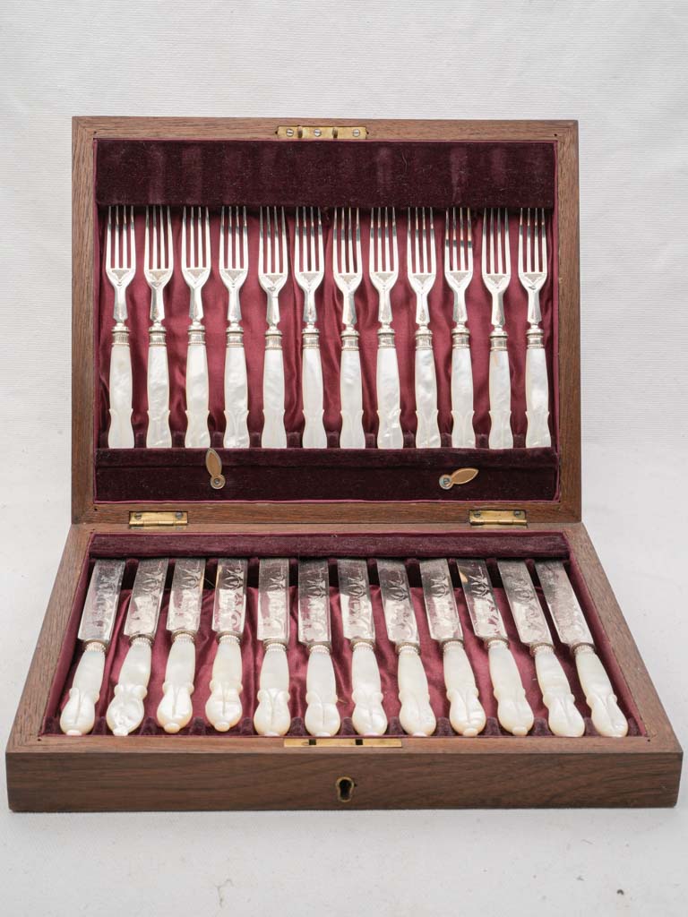Timeless elegance cutlery twelve-piece collection