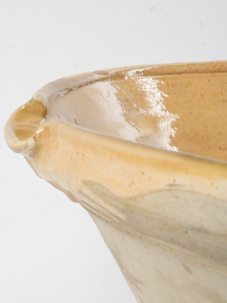 Classic rustic style tian bowl