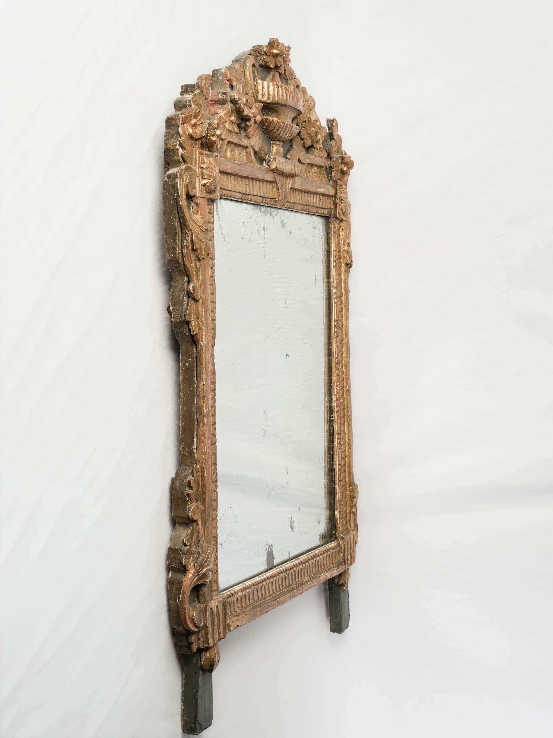 18th-Century French Giltwood Miroir de Mariage - 37½" x 24¾"